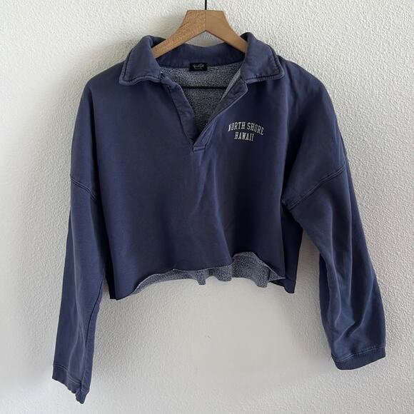 Brandy Melville John Galt Navy Cropped Sweatshirt North Shore Hawaii Graphic - Picture 1 of 7